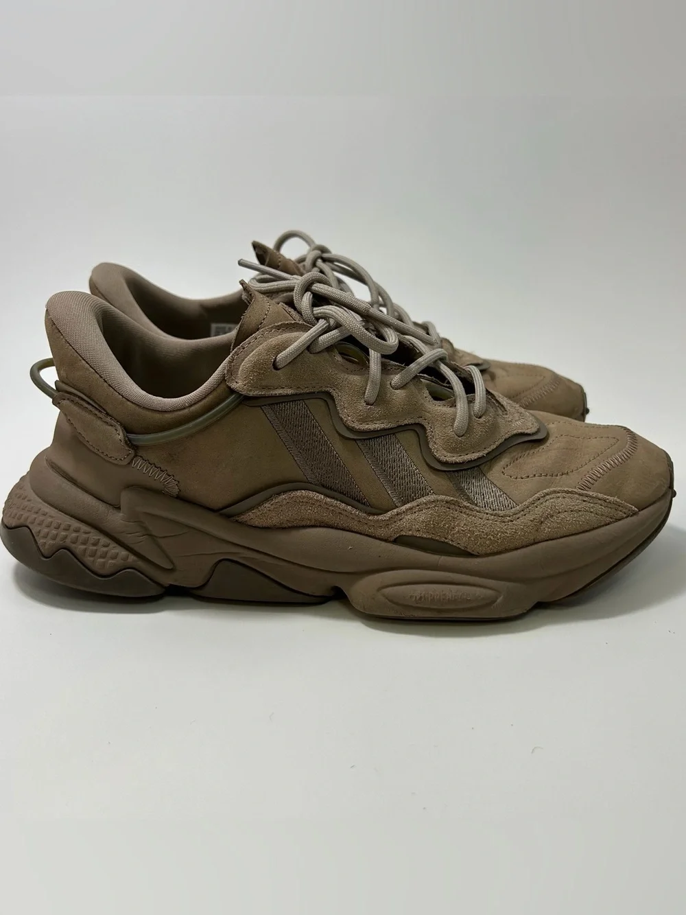 Adidas Originals Ozweego trainers Womens 9.5 